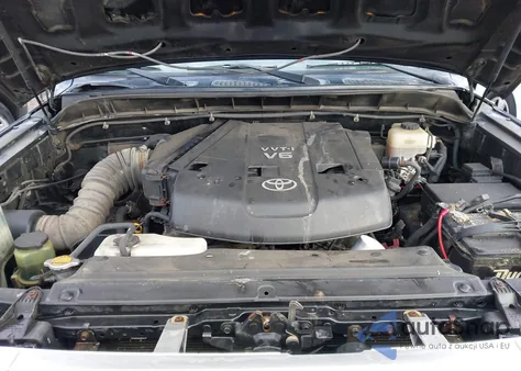 2007 Toyota Fj Cruiser z USA, uszkodzony, nr VIN JTEBU11F770019592